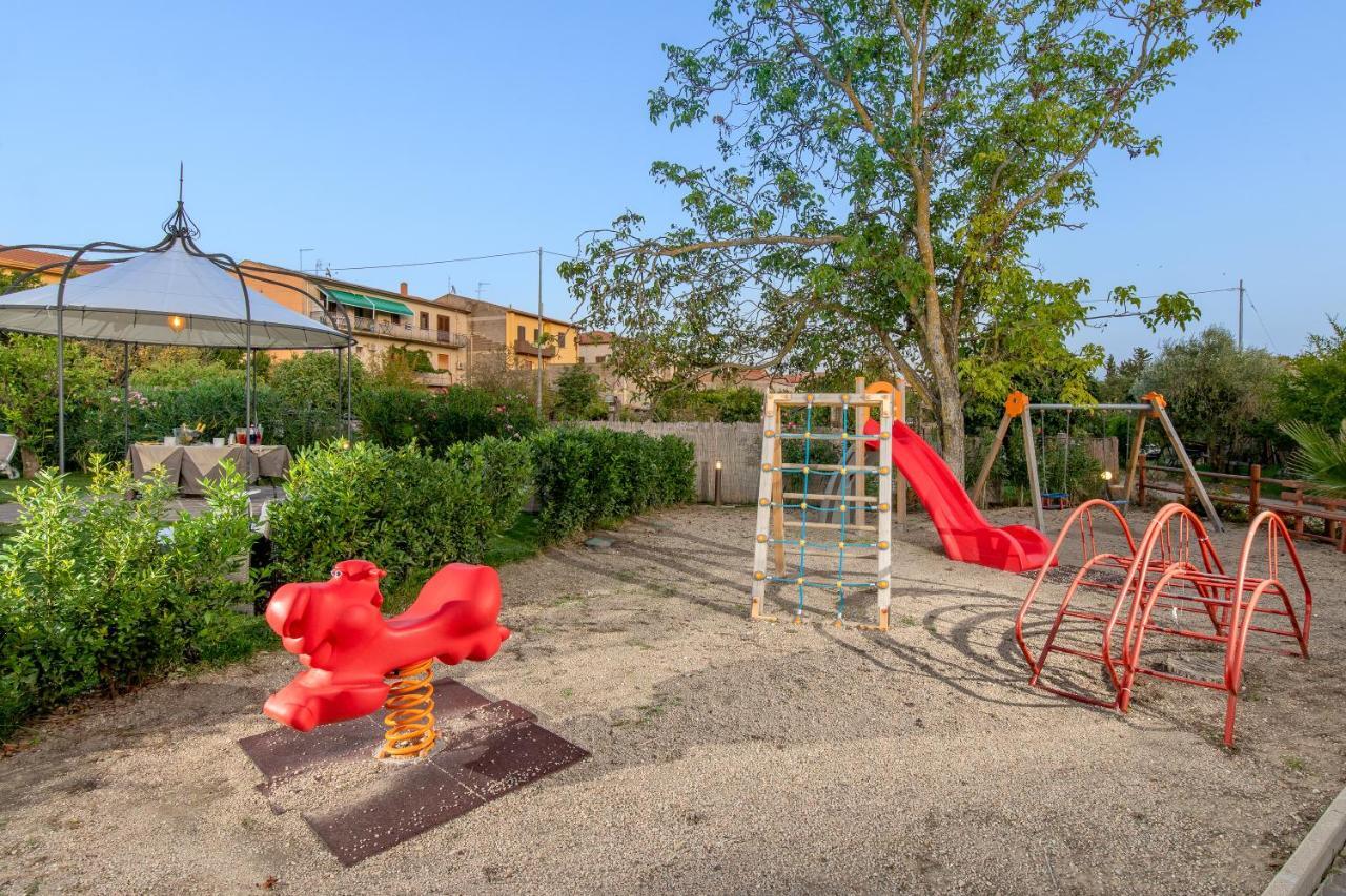 לינה וארוחת בוקר Mores Il Giardino Degli Aranci מראה חיצוני תמונה